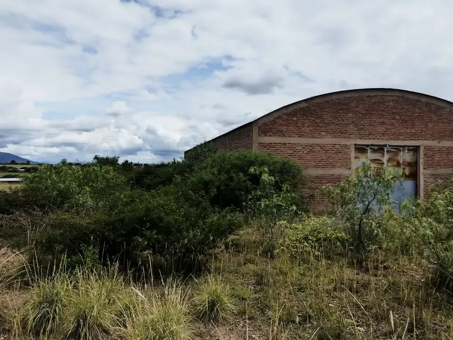 Foto 4 de Galpón y Terreno Agrícola en Venta en Cliza