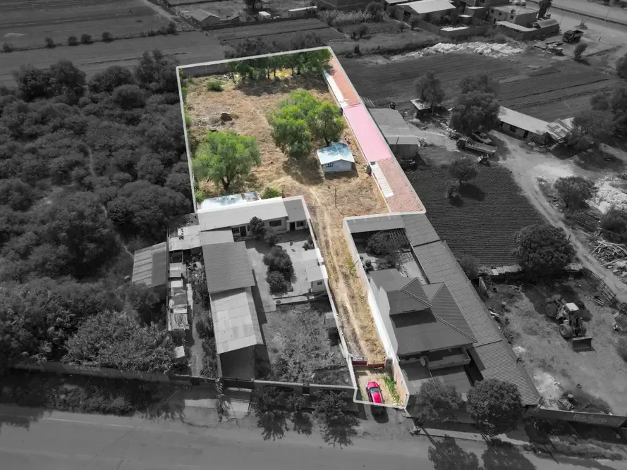 Foto 11 de Terreno en Venta - Av. Simon Bolivar, Suticollo (Frente al Estadio de Sipe Sipe)