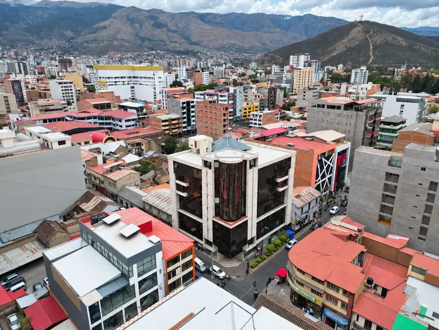 Foto 1 de Oficina en Venta en El Centro de Cochabamba