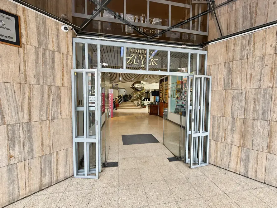 Foto 18 de Oficina en Venta en El Centro de Cochabamba