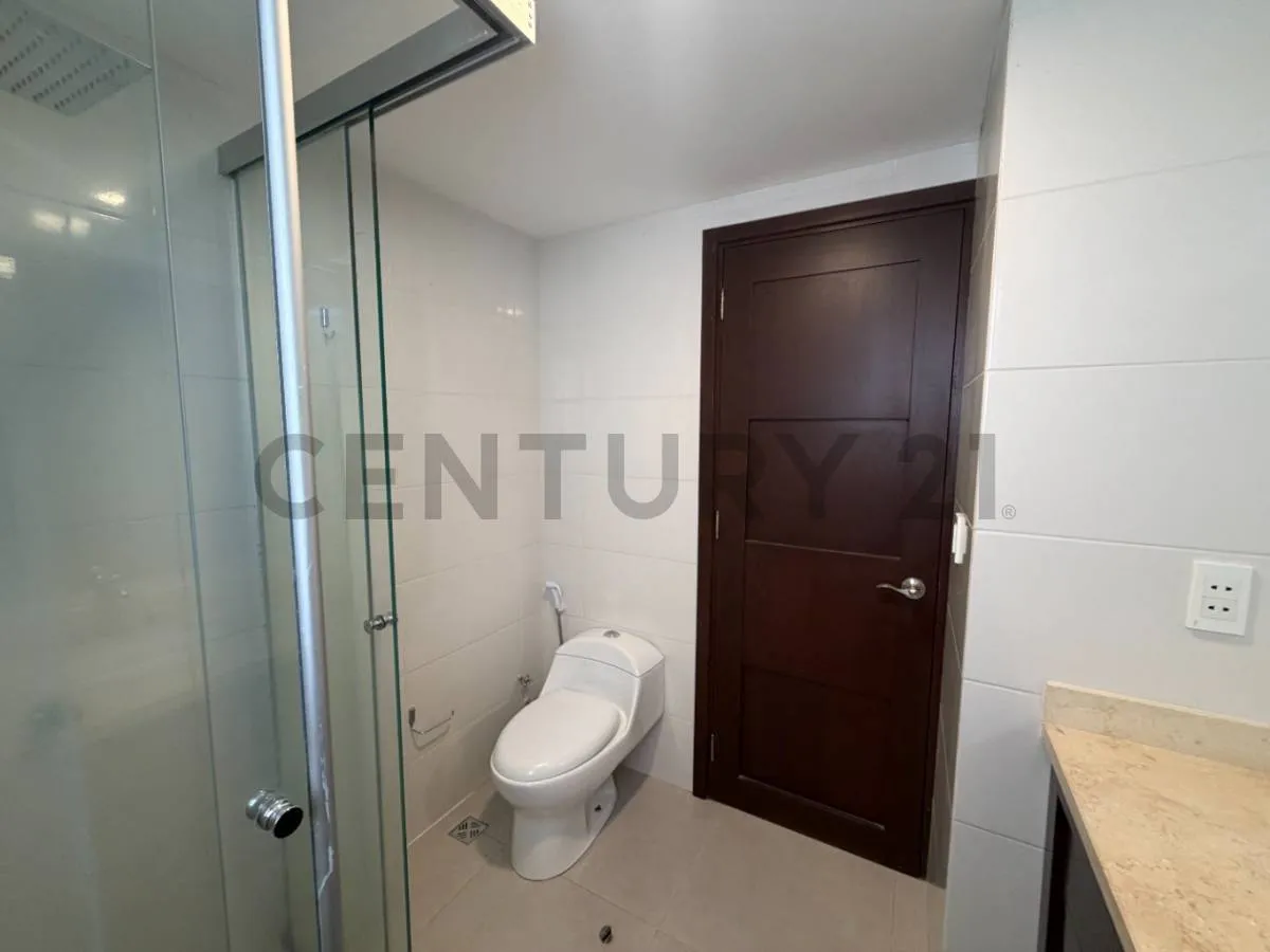 Foto 12 de Exclusivo Departamento de 2 Dormitorios en Alquiler - Miraflores, Tarija
