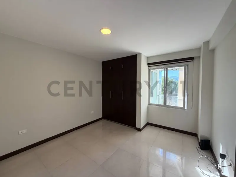 Foto 14 de Exclusivo Departamento de 2 Dormitorios en Alquiler - Miraflores, Tarija