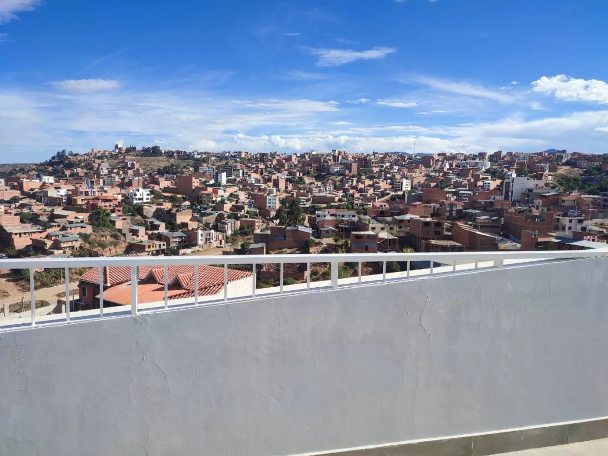 Foto 18 de Departamento con GARAGE en Alquiler! - 1.700 Bs