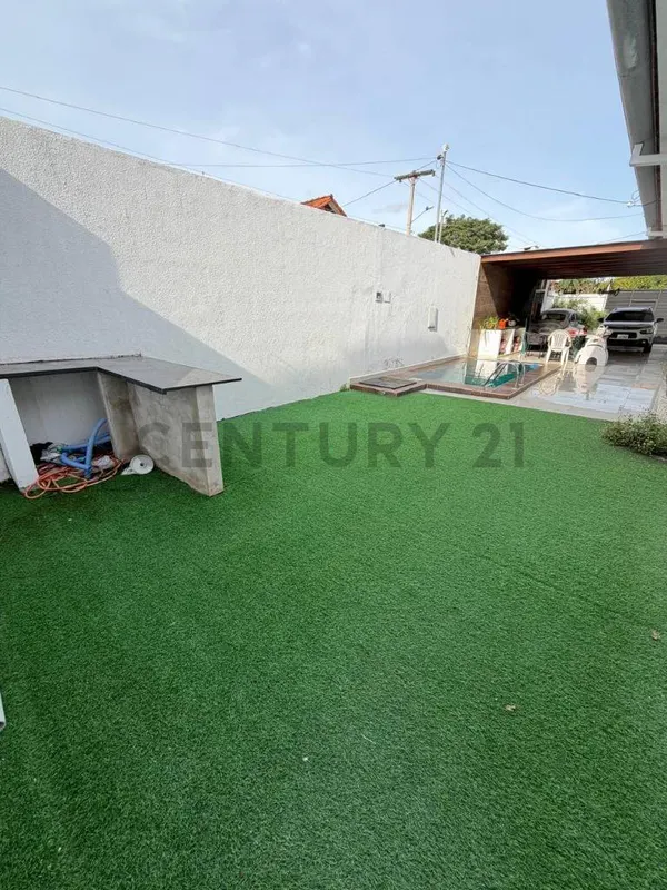 Foto 10 de Casa en ANTICRETICO para oficina Av. Mutualista C/ Naranja