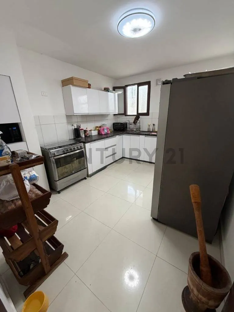 Foto 4 de Casa en ANTICRETICO para oficina Av. Mutualista C/ Naranja