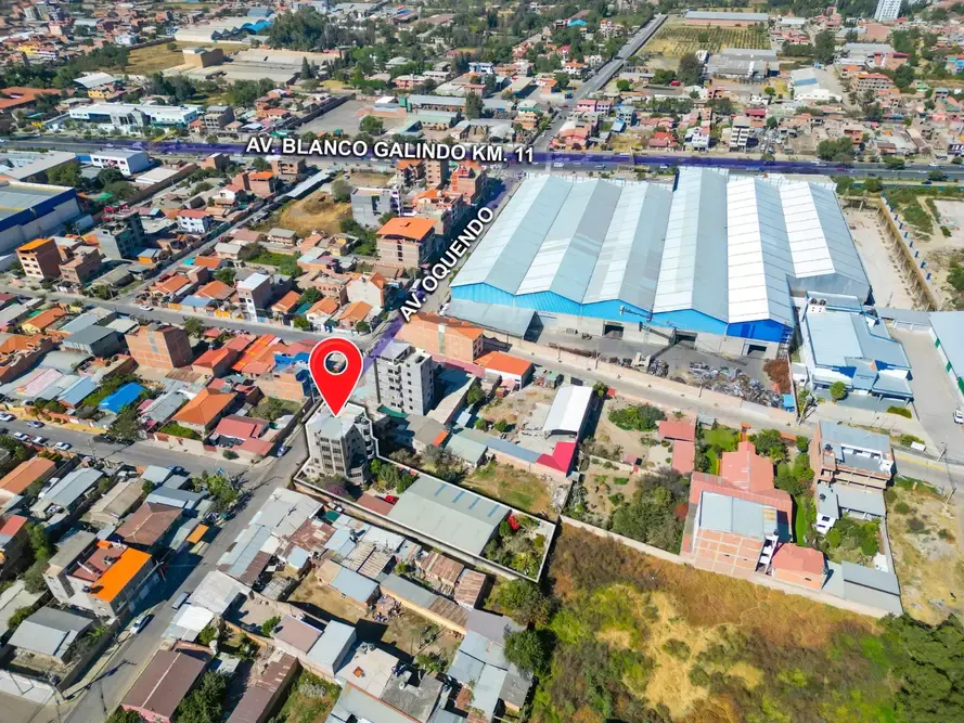 Foto 17 de Edificio Comercial Sobre Avenida en Venta Quillacollo