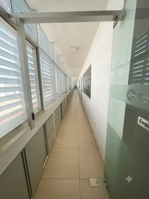 Foto 6 de Edificio en Venta Sobre Avenida!! - Zona Norte – Km 11 ½ - (Entrada principal a Cond. Sevilla)