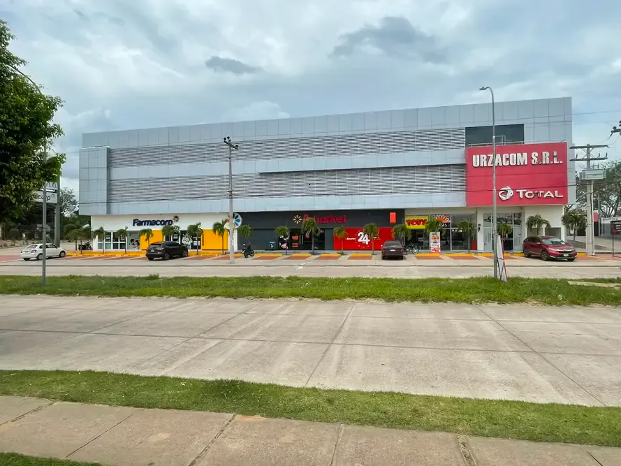 Foto 2 de Edificio en Venta Sobre Avenida!! - Zona Norte – Km 11 ½ - (Entrada principal a Cond. Sevilla)