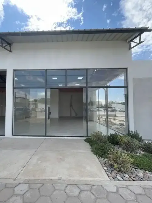 Foto 3 de Locales Comerciales en Alquiler | Av. Banzer Km 8½