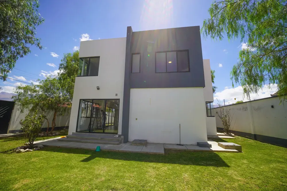 Foto 13 de ✨ *Hermosa Casa Minimalista en Venta – Elegancia, Amplitud y Privacidad* ✨