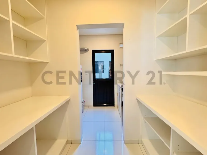 Foto 14 de Casa de Lujo en Venta Condominio Urubó Nord