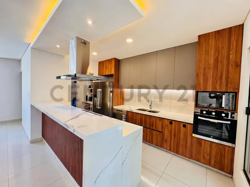 Foto 9 de Casa de Lujo en Venta Condominio Urubó Nord