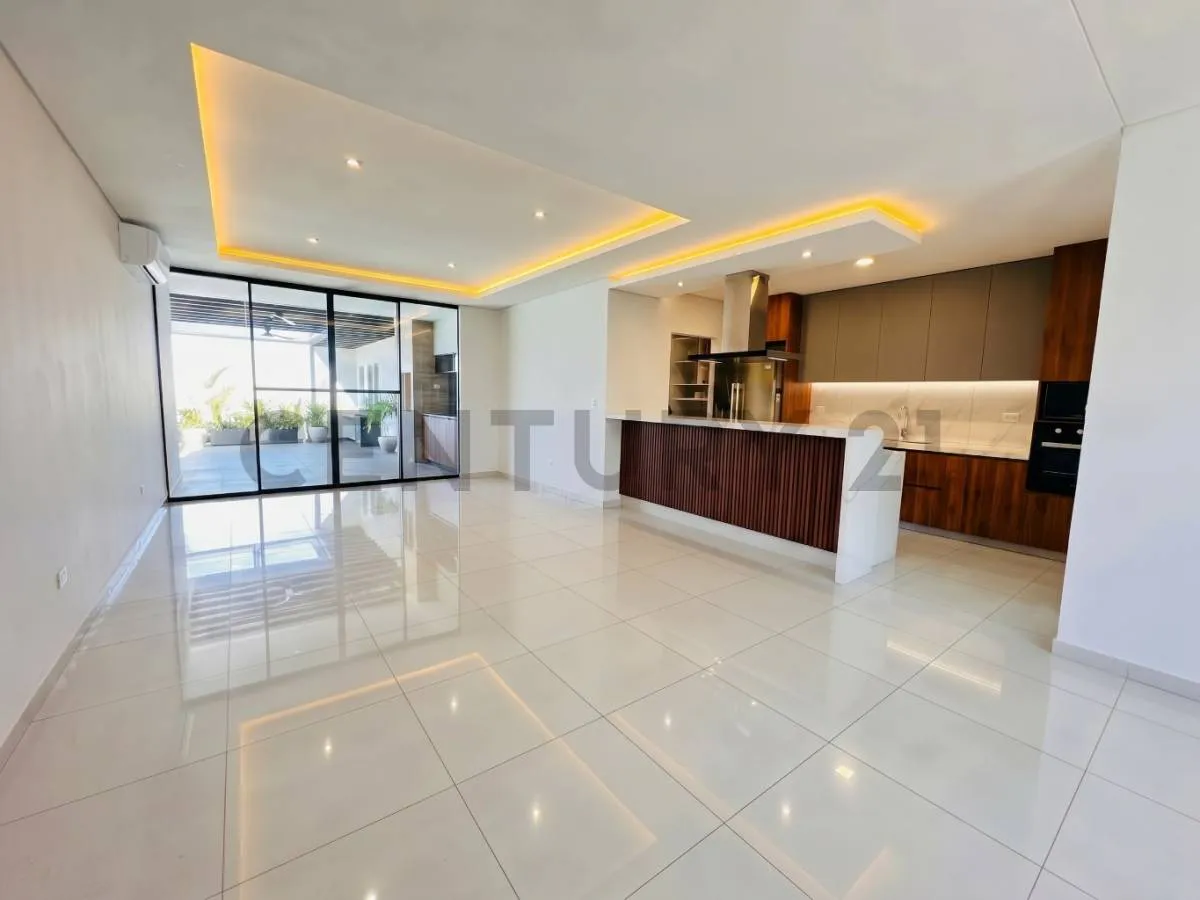 Foto 5 de Casa de Lujo en Venta Condominio Urubó Nord