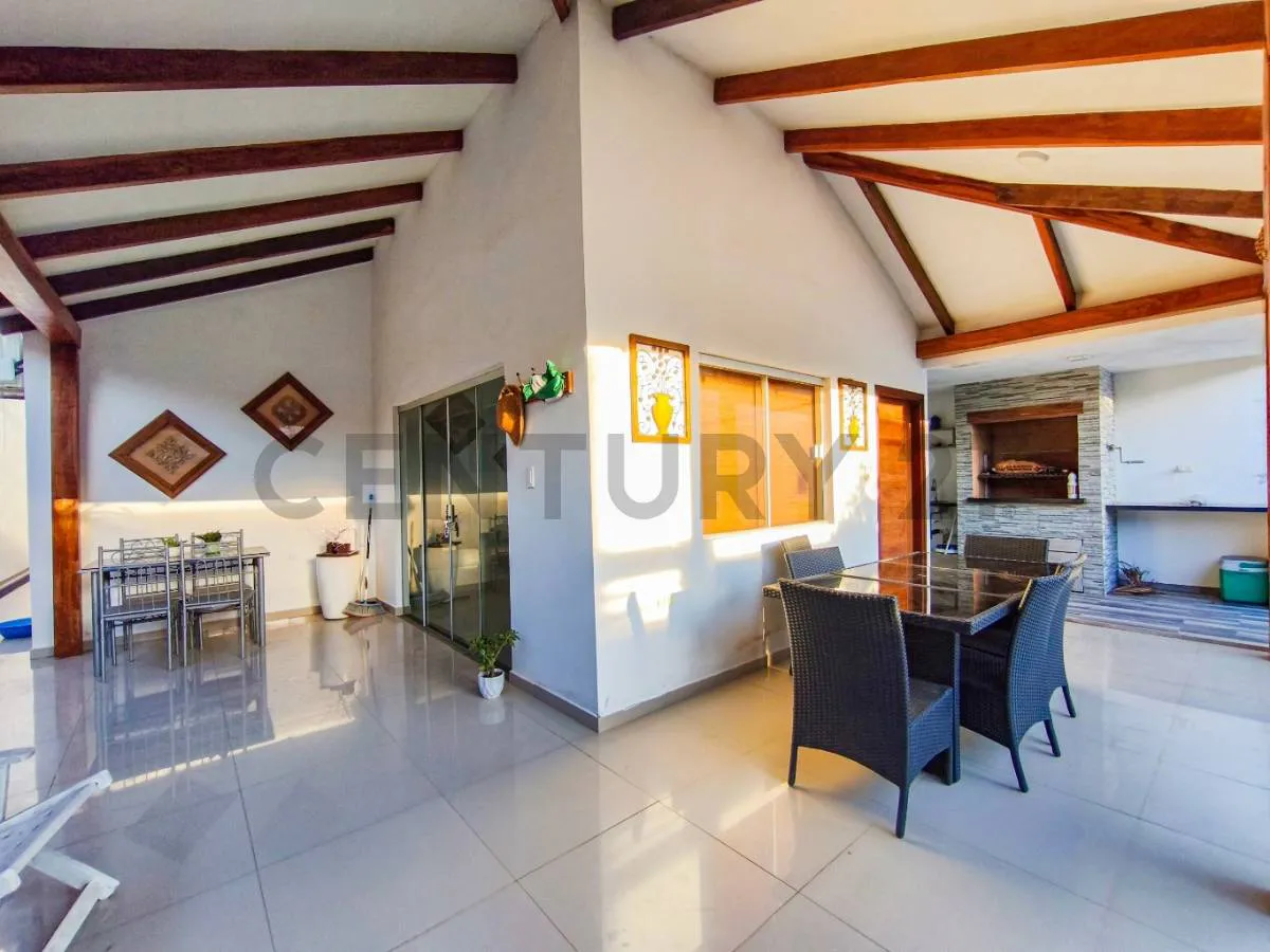 Foto 3 de Casa Acogedora + Departamento Dúplex en Venta