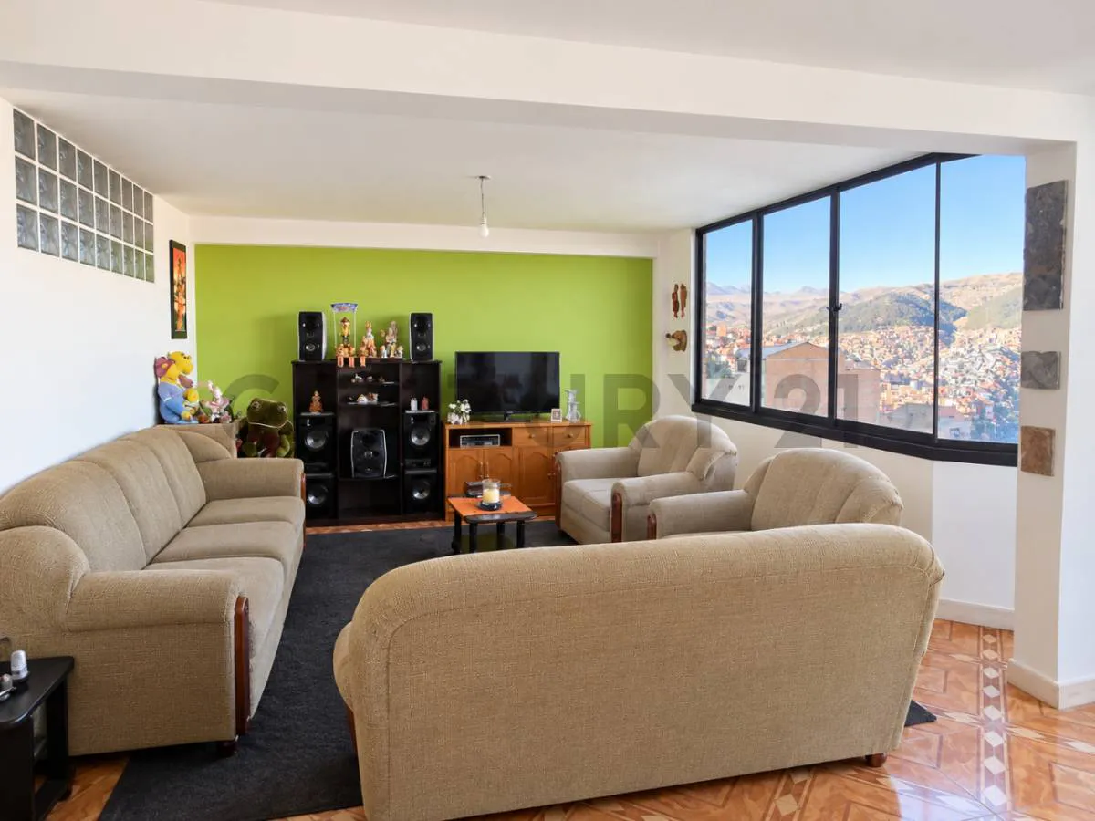 Foto 3 de Casa en Venta en Alto Tejar – Sobre La 2.ª Bascones Cerca al Cementerio General