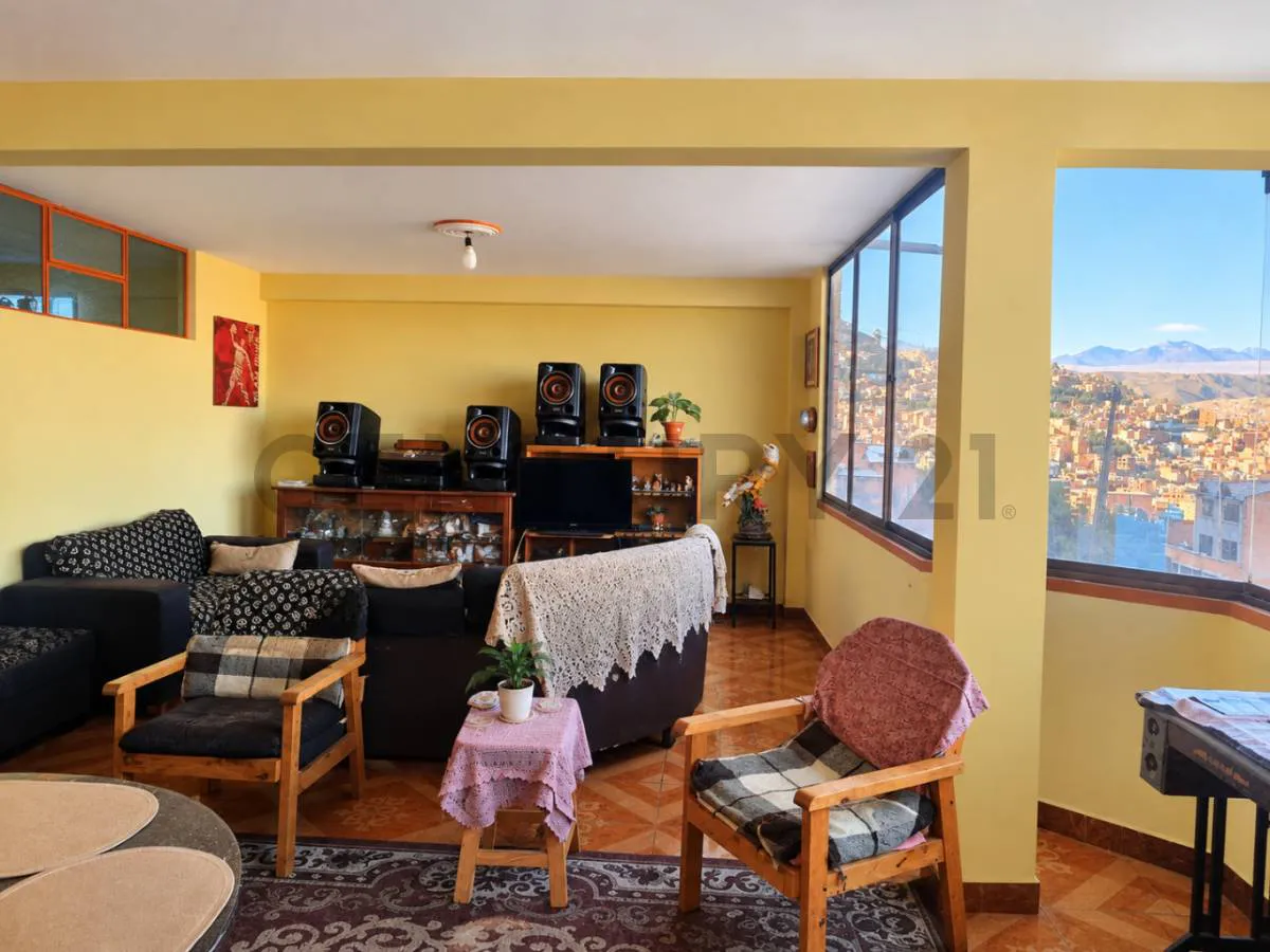 Foto 5 de Casa en Venta en Alto Tejar – Sobre La 2.ª Bascones Cerca al Cementerio General