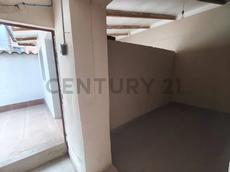 Foto 12 de Casa en Venta, Calle Mayta Kapac - Zona Poconas