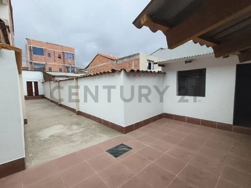 Foto 3 de Casa en Venta, Calle Mayta Kapac - Zona Poconas