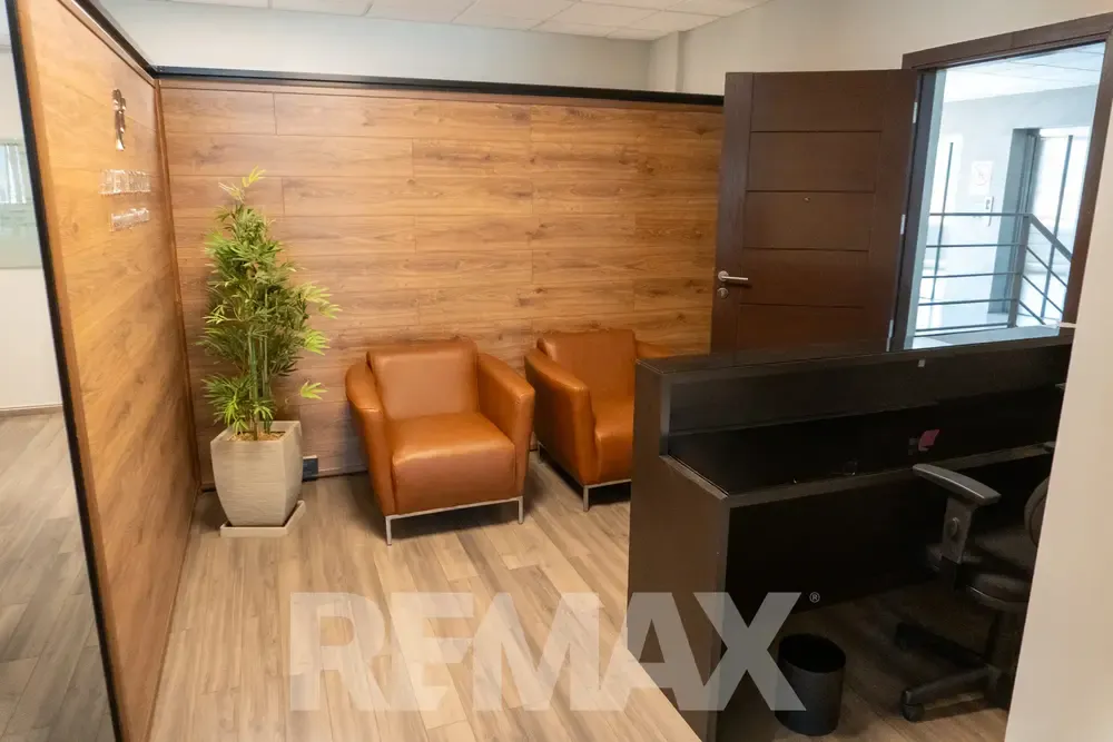 Foto 20 de Oficina en Venta en Torre Colombo Precio Bajo Avaluo