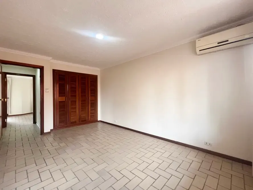 Foto 10 de Casa en alquiler Zona Av. Los Cusis