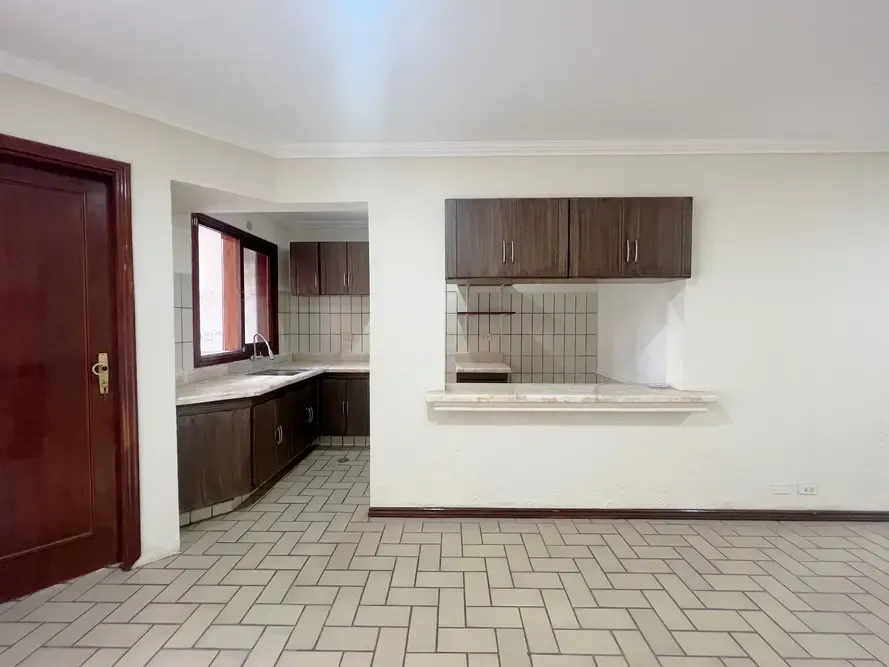 Foto 5 de Casa en alquiler Zona Av. Los Cusis