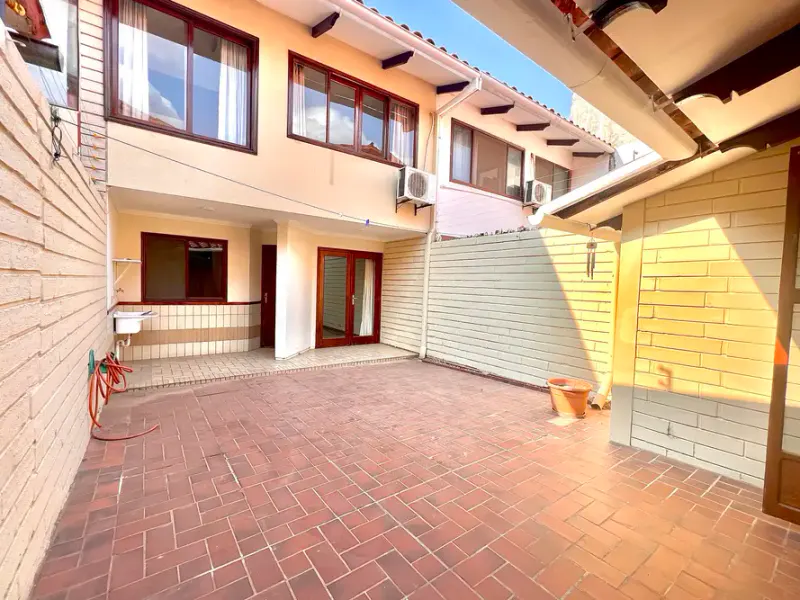 Foto 18 de Casa en alquiler Zona Av. Los Cusis