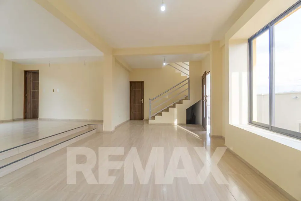 Foto 20 de Hermosa Casa en Condominio Privado “Los Jazmines” – Mesadilla Pacata