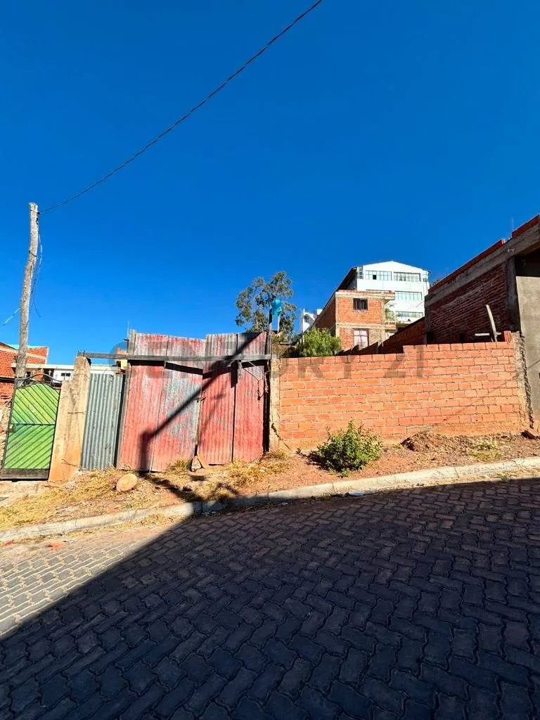 Foto 2 de Lote en Venta – Urbanización Bellavista