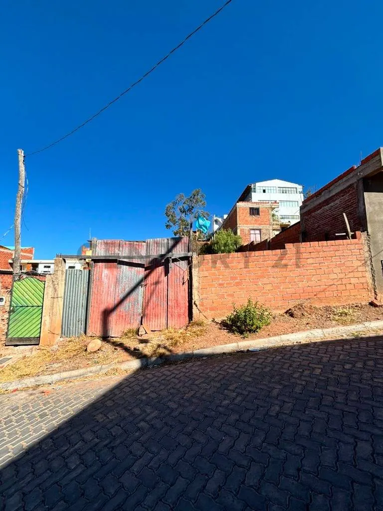 Foto 1 de Lote en Venta – Urbanización Bellavista