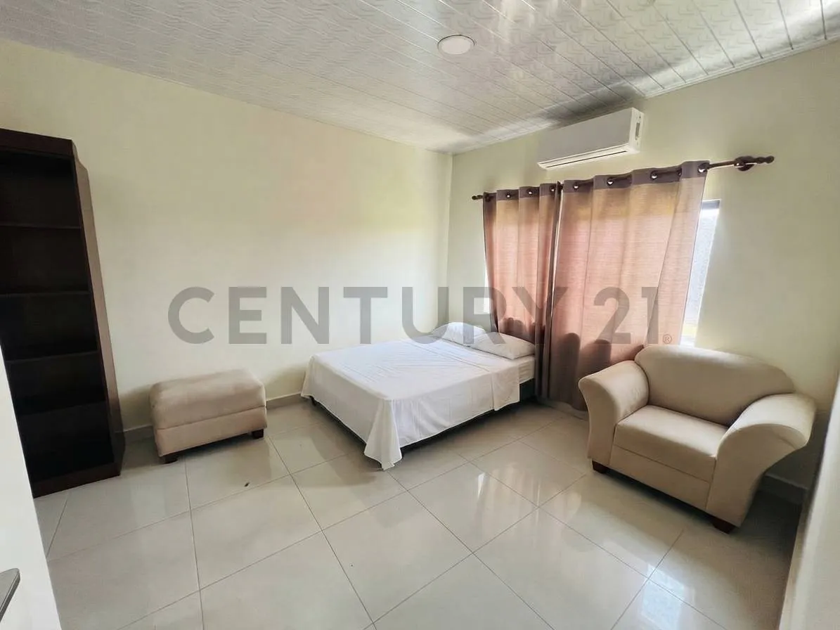 Foto 12 de casa en venta zona sur km 9 doble via la guardia.