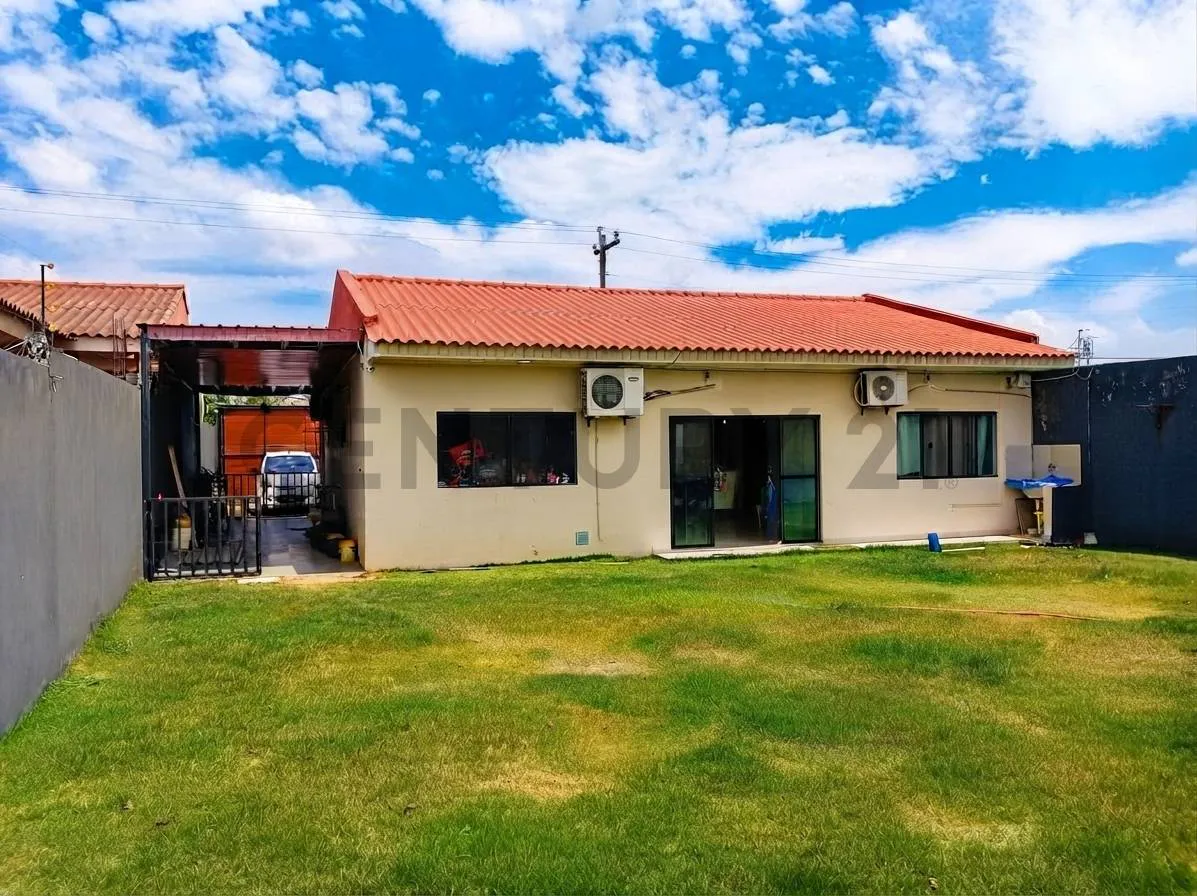 Foto 4 de casa en venta zona sur km 9 doble via la guardia.