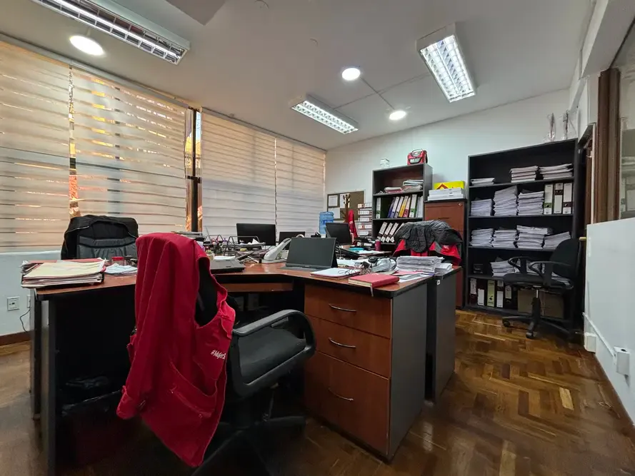 Foto 4 de Obrajes ‼️ Oficina en Venta – Ed El Zodiaco