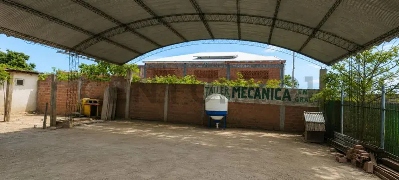 Foto 7 de Casa Comercial en Venta Km12 Doble Via