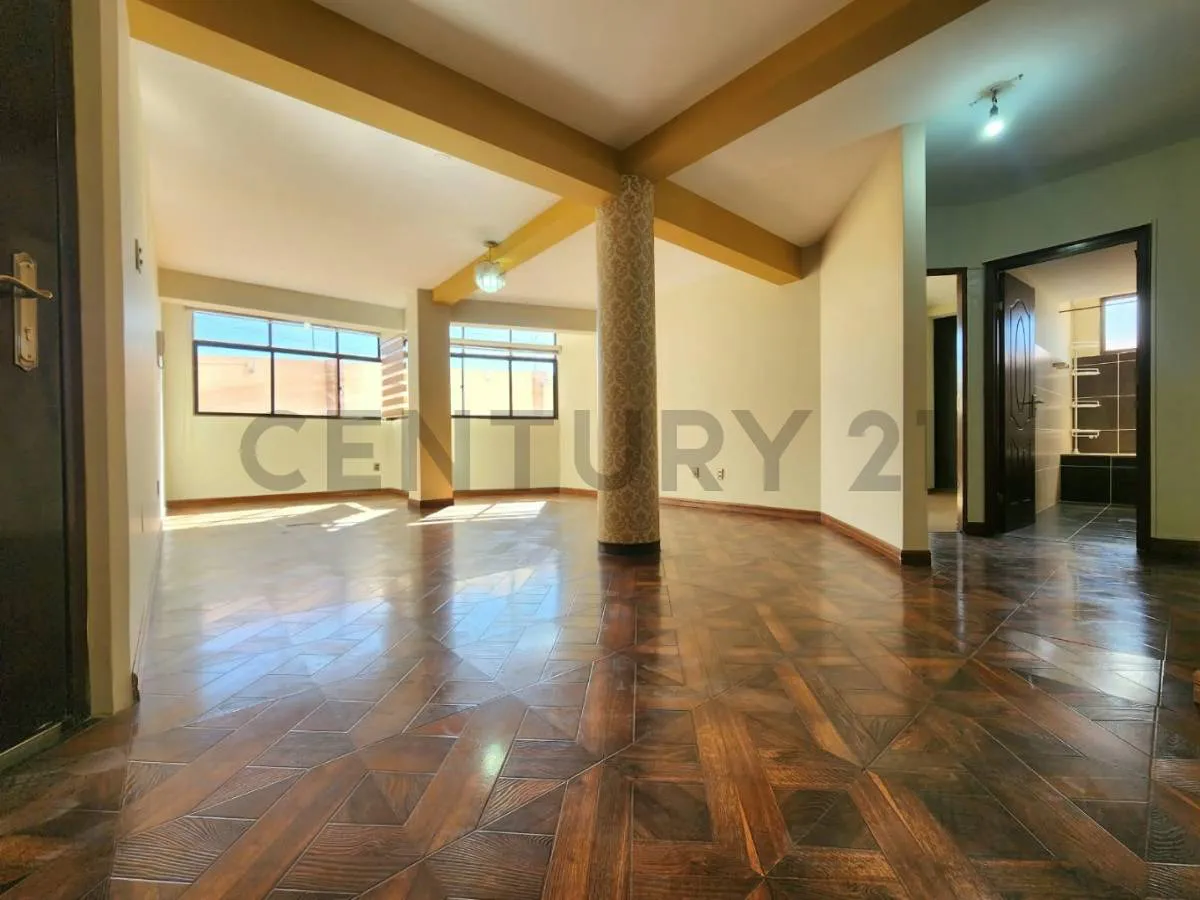 Foto 2 de Departamento de 3 Dormitorios en Venta – Alto Irpavi