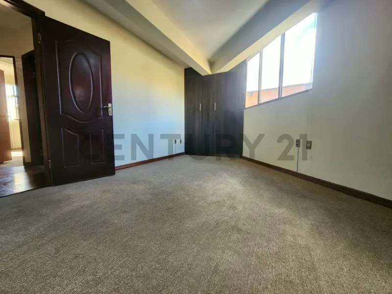 Foto 6 de Departamento de 3 Dormitorios en Venta – Alto Irpavi