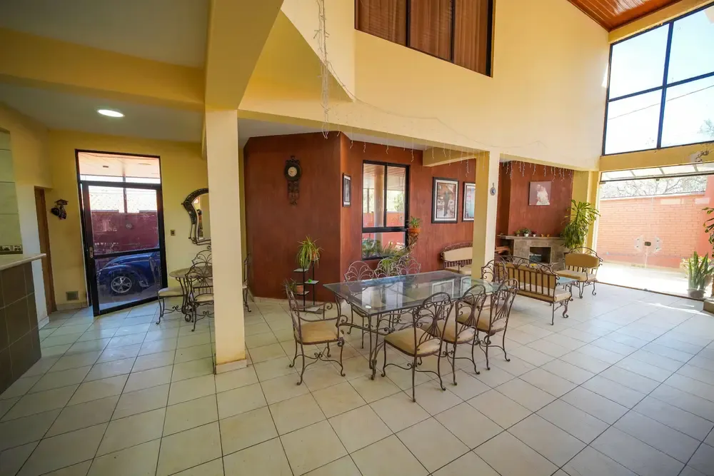 Foto 16 de Casa en Venta con Piscina, Sauna y 3 Suites – Urb. Sidumss Norte Plan B