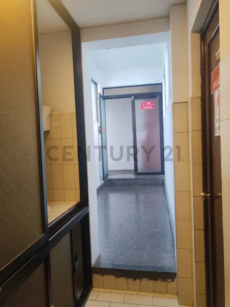 Foto 4 de Venta Edificio Empresarial y Comercial, Av. Montes