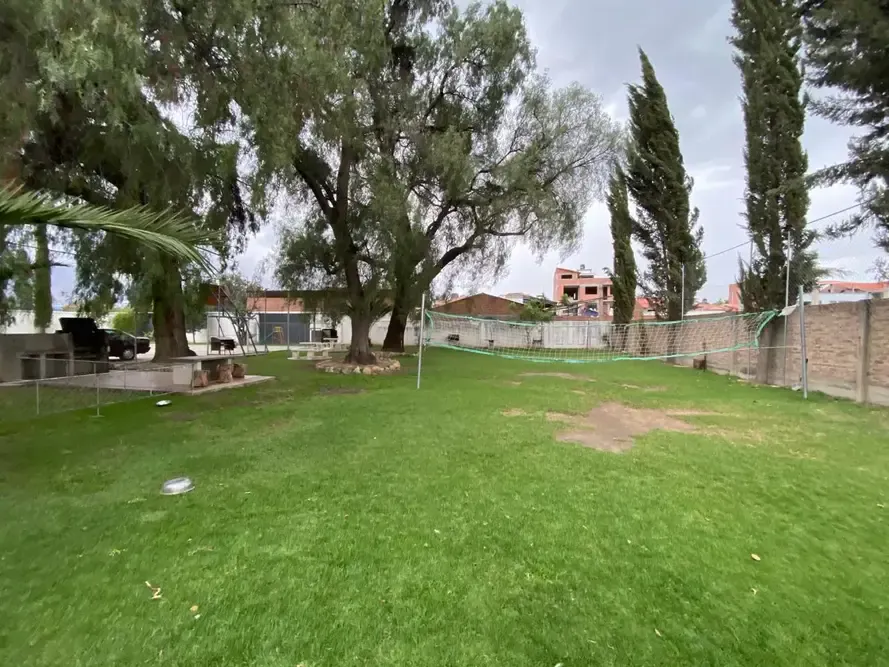 Foto 4 de Casa con Espacio Comercial en Venta Vinto