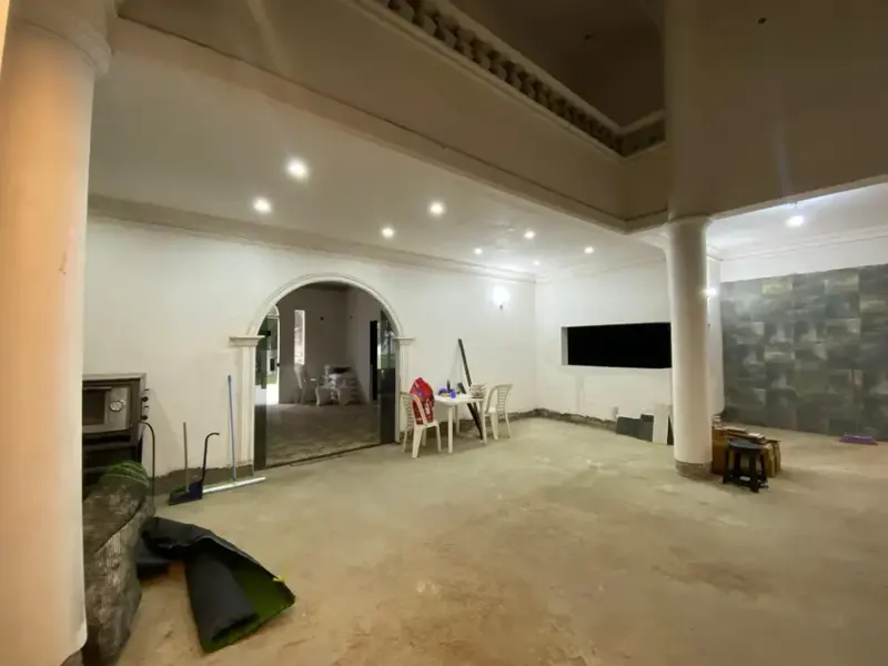 Foto 7 de Casa con Espacio Comercial en Venta Vinto