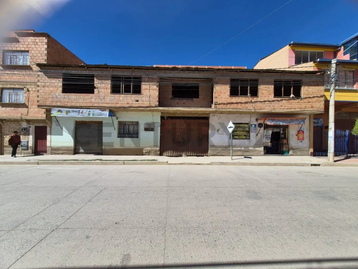 Foto 3 de De Ocasion Casa Como Terreno en Venta en Viacha Central