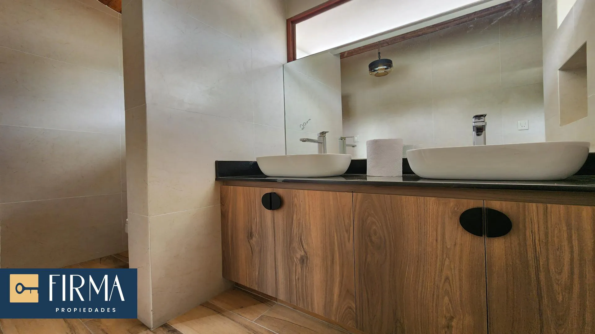 Foto 8 de Alquila Esta Residencia de Lujo en Urb. Privada, Achocalla