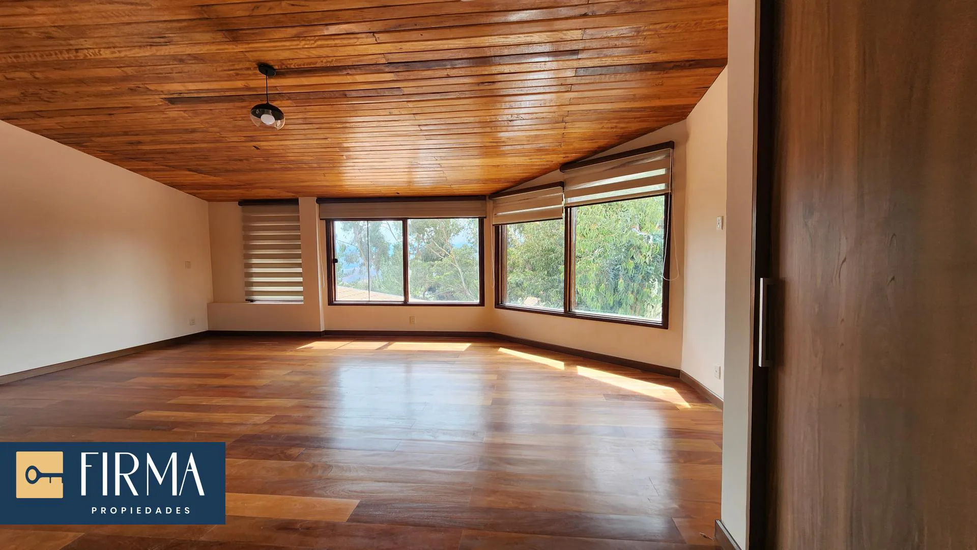 Foto 16 de Alquila Esta Residencia de Lujo en Urb. Privada, Achocalla