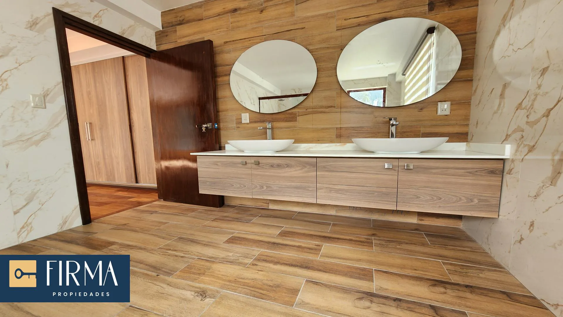 Foto 19 de Alquila Esta Residencia de Lujo en Urb. Privada, Achocalla