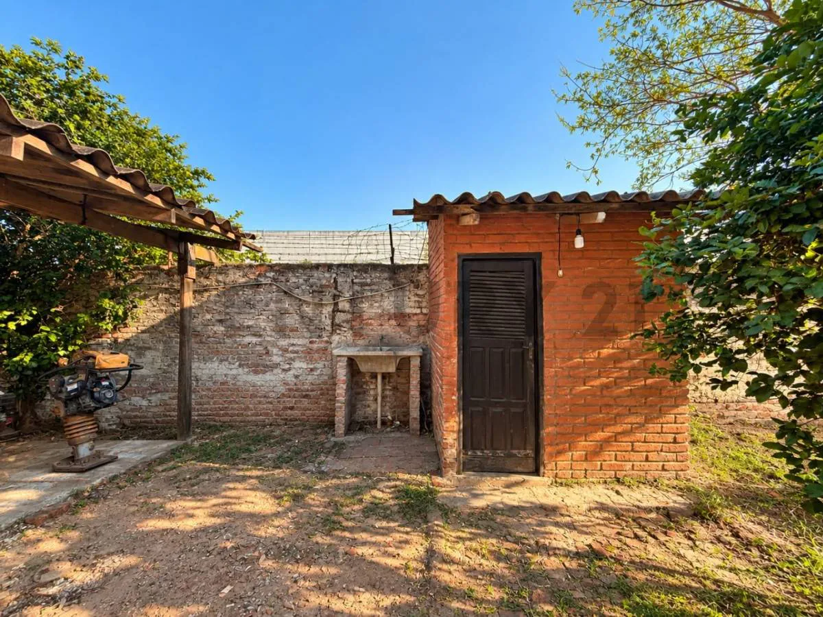 Foto 4 de Terreno 500 M² en Alquiler – Avenida Santos Dumont Casi Quinto Anillo
