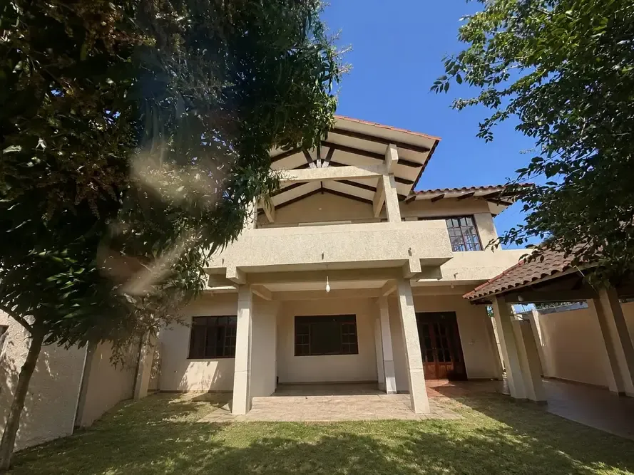 Foto 7 de Casa en Esquina en Anticretico con Alto Potencial - 6to Anillo Doble Via La Guardia
