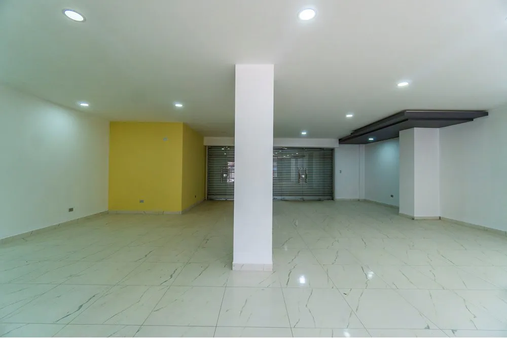 Foto 7 de Local Comercial en Anticretico Excelente Ubicacion