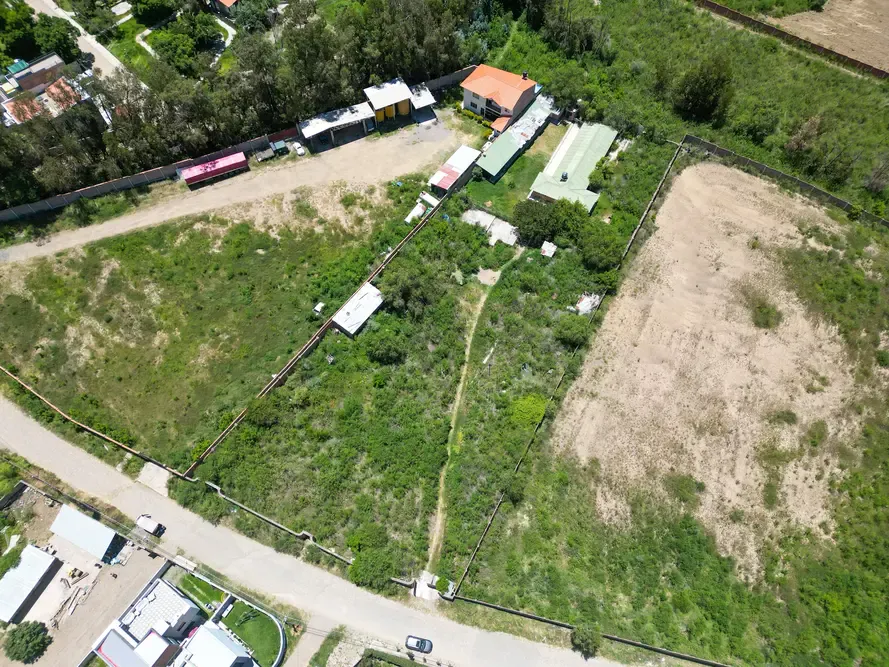 Foto 16 de Amplio Terreno en Alquiler de 4553 M2 - Amurallado - Zona Putucu - Tiquipaya
