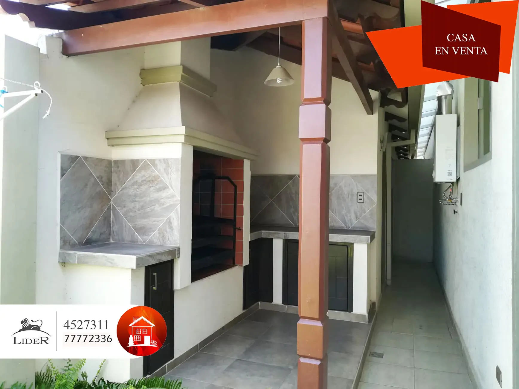 Foto 4 de En Urbanización de Tan Solo 4 Casas