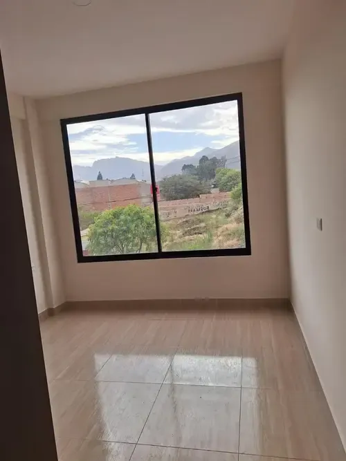 Foto 5 de La casa que tu familia merece: amplitud, confort y diseño en cada espacio.