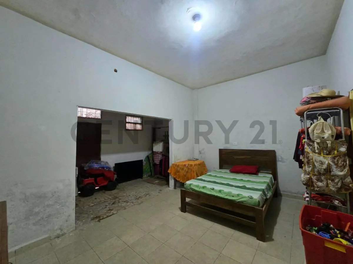 Foto 8 de Vivienda con Ingresos por Alquileres de Dos Plantas!!